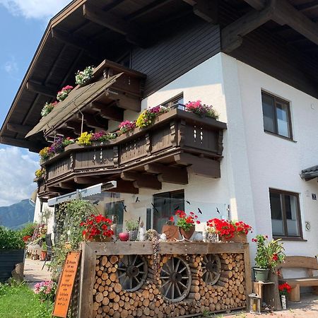 Bergblick Apartment Saalfelden ภายนอก รูปภาพ
