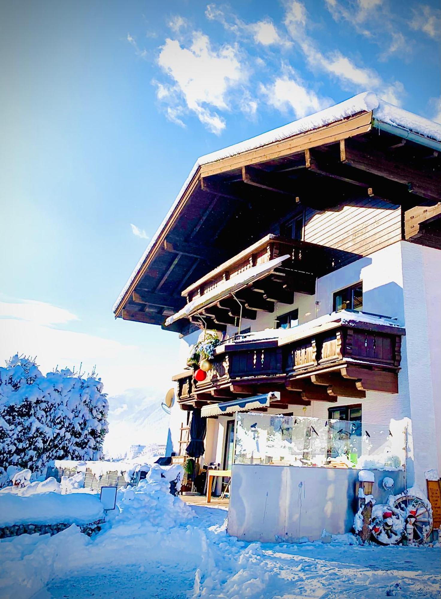 Bergblick Apartment Saalfelden ภายนอก รูปภาพ