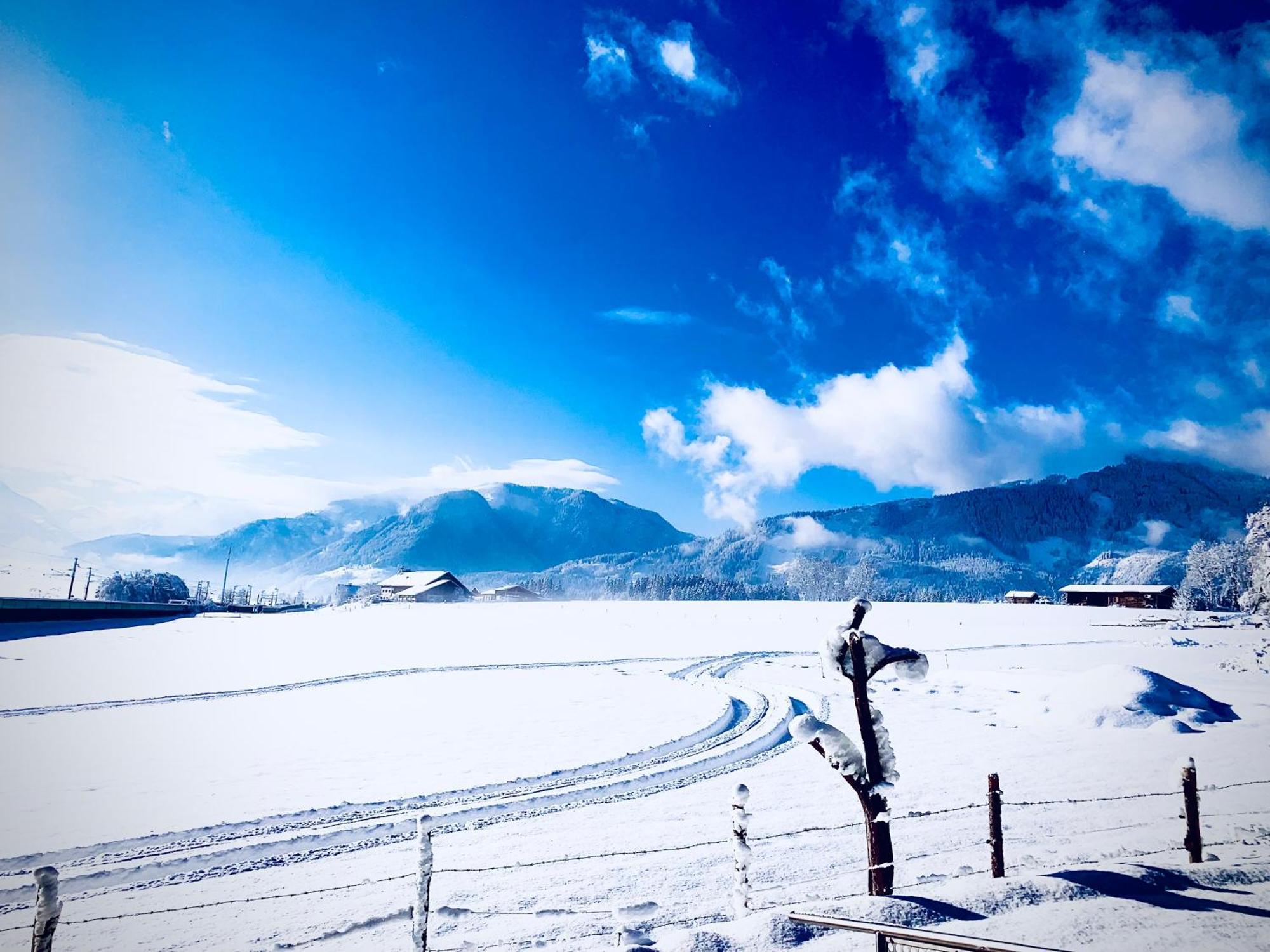 Bergblick Apartment Saalfelden ภายนอก รูปภาพ